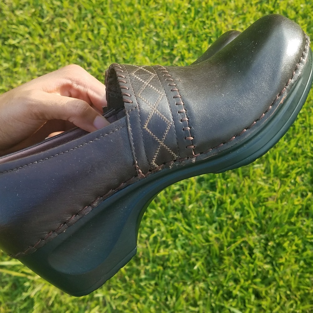 Sanita Clogs